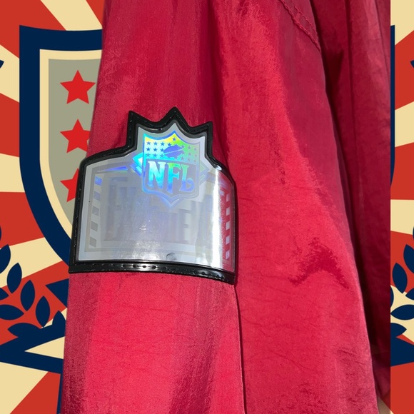 Vintage Tampa Bay Buccaneers NFL jacket - Picture 2 of 5